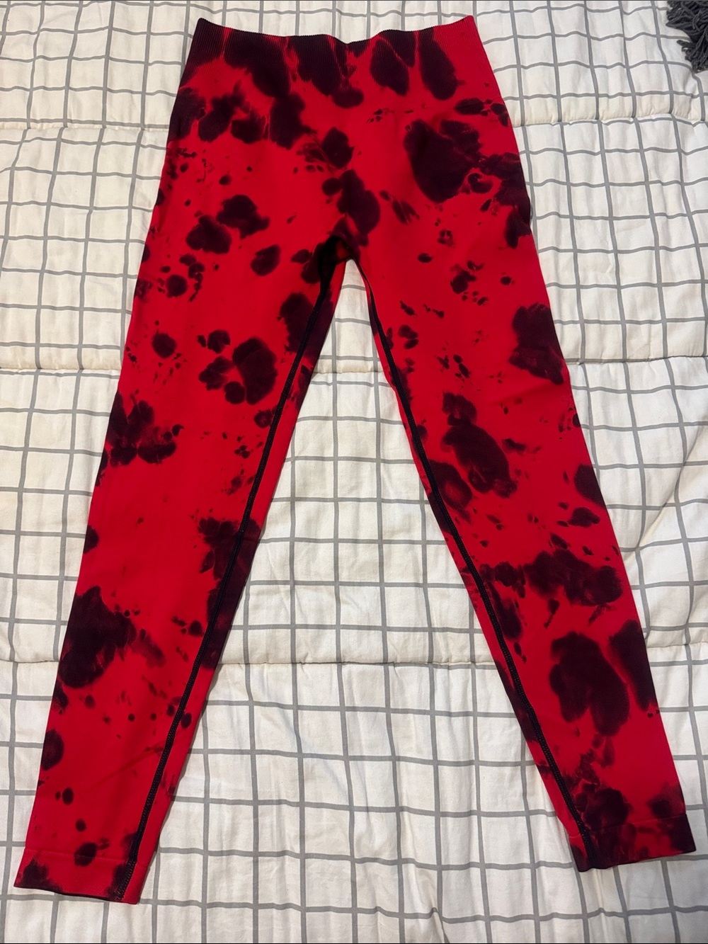 Tie-Dye Red & Black scrunch butt High-Waist Leggings